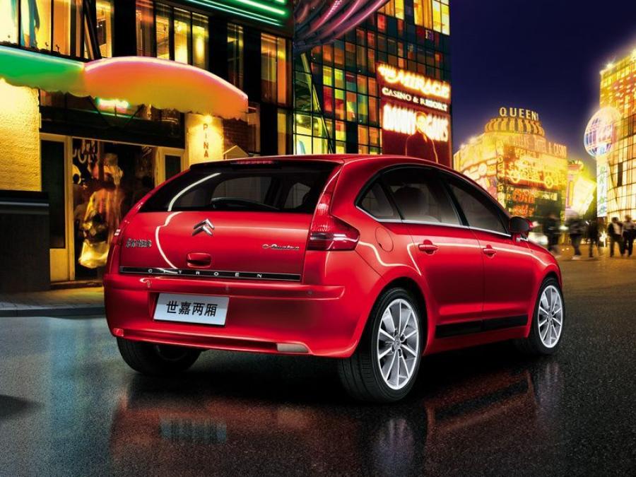  Citroen C-Quatre Hatchback 2008 года  (фото 4 из 14)